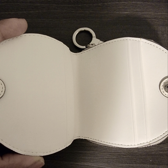 Katie Spade Wallet - Picture 2 of 4